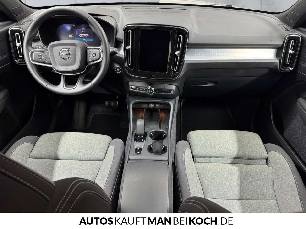 Fahrzeugbild eines Volvo XC40