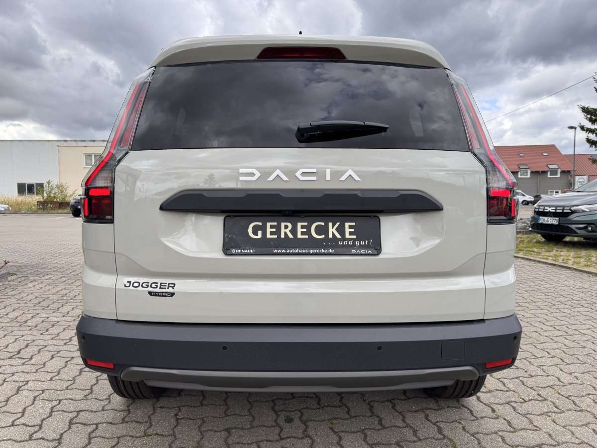 Fahrzeugbild eines Dacia Jogger