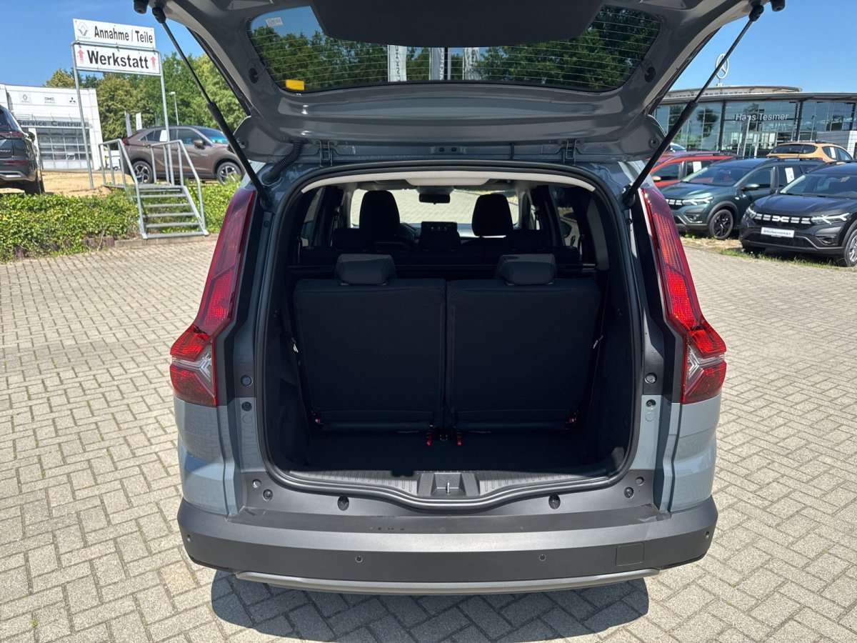 Fahrzeugbild eines Dacia Jogger