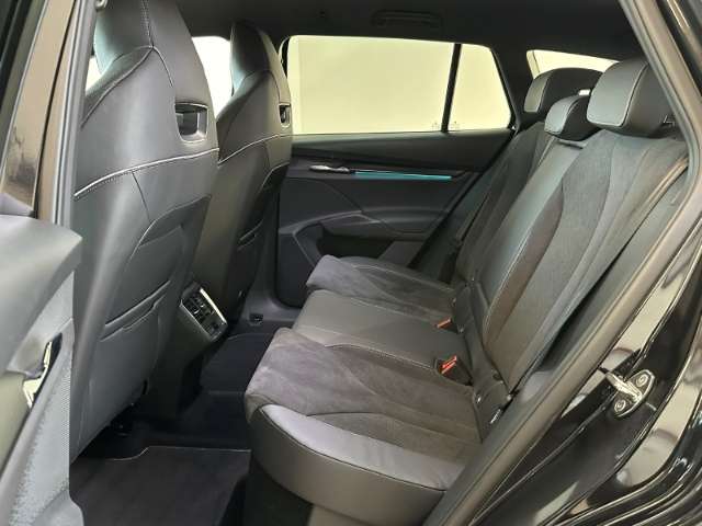 Fahrzeugbild eines Skoda ENYAQ