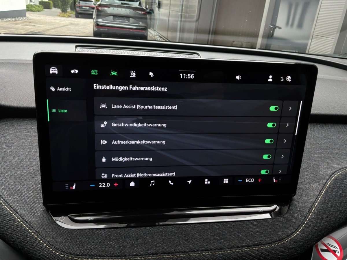 Fahrzeugbild eines Skoda ELROQ
