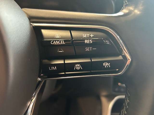 Fahrzeugbild eines Mazda CX-60