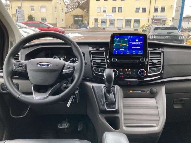 Fahrzeugbild eines Ford Tourneo Custom