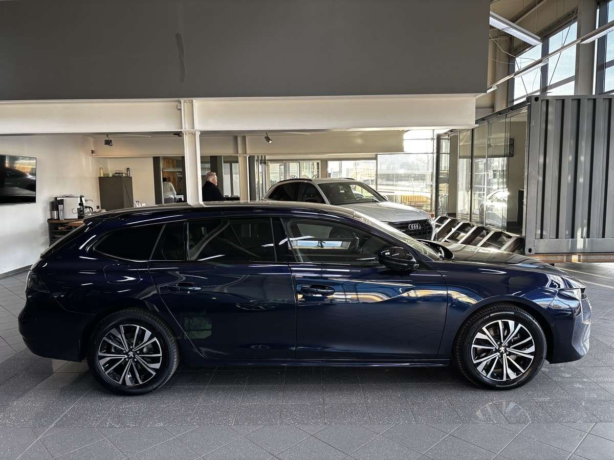 Fahrzeugbild eines Peugeot 508
