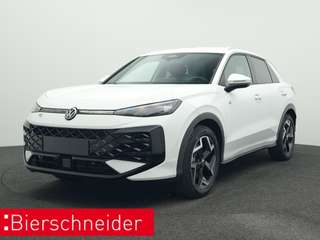 Schräge Frontansicht auf einen Volkswagen T-Roc , freigestellt