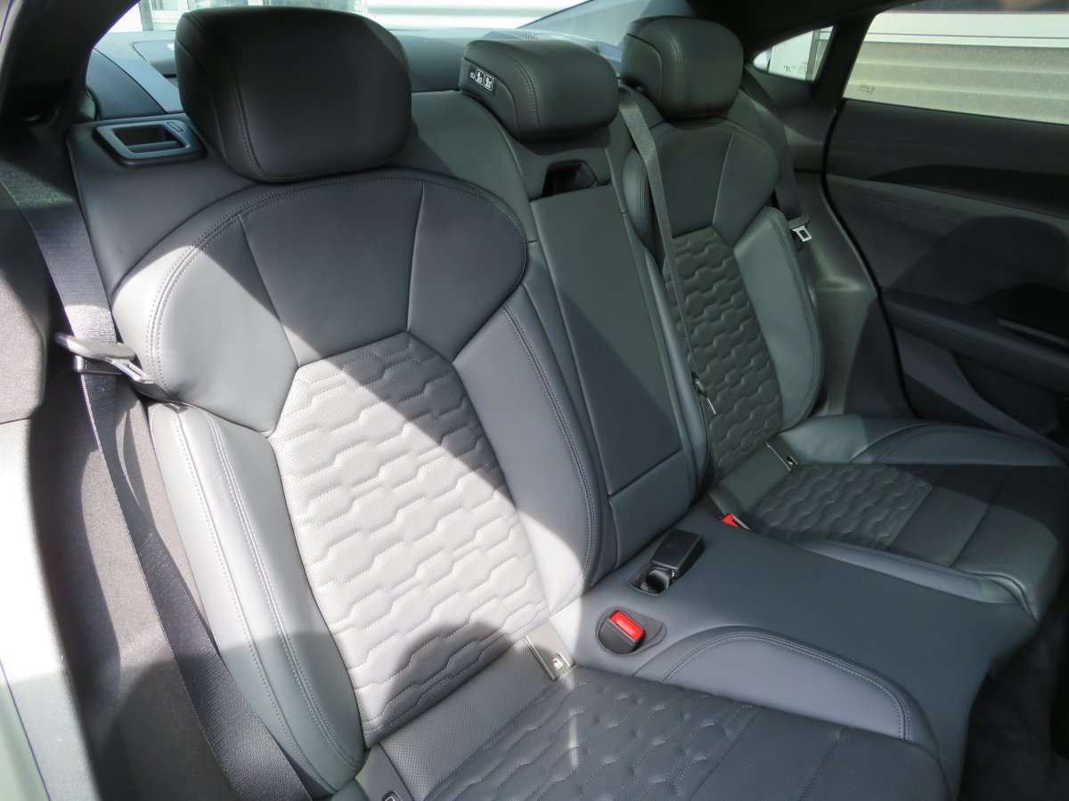 Fahrzeugbild eines Audi e-tron GT