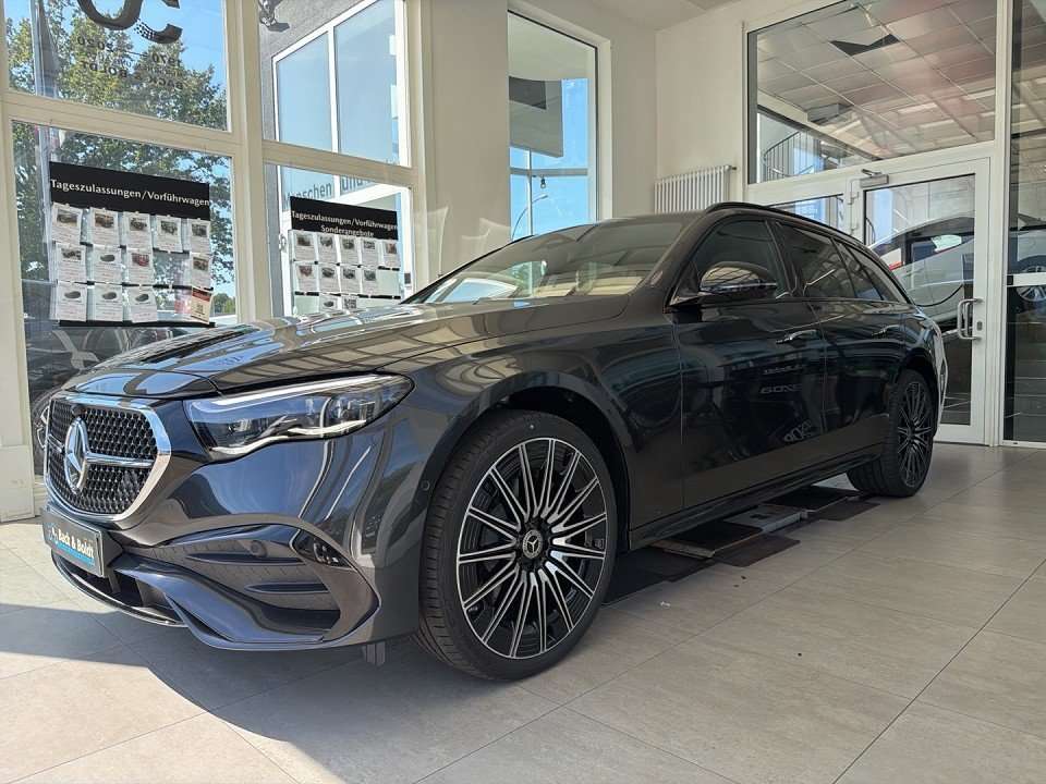 Fahrzeugbild eines Mercedes-Benz E-Klasse