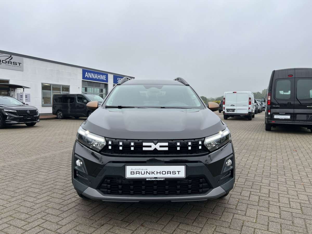 Fahrzeugbild eines Dacia Jogger