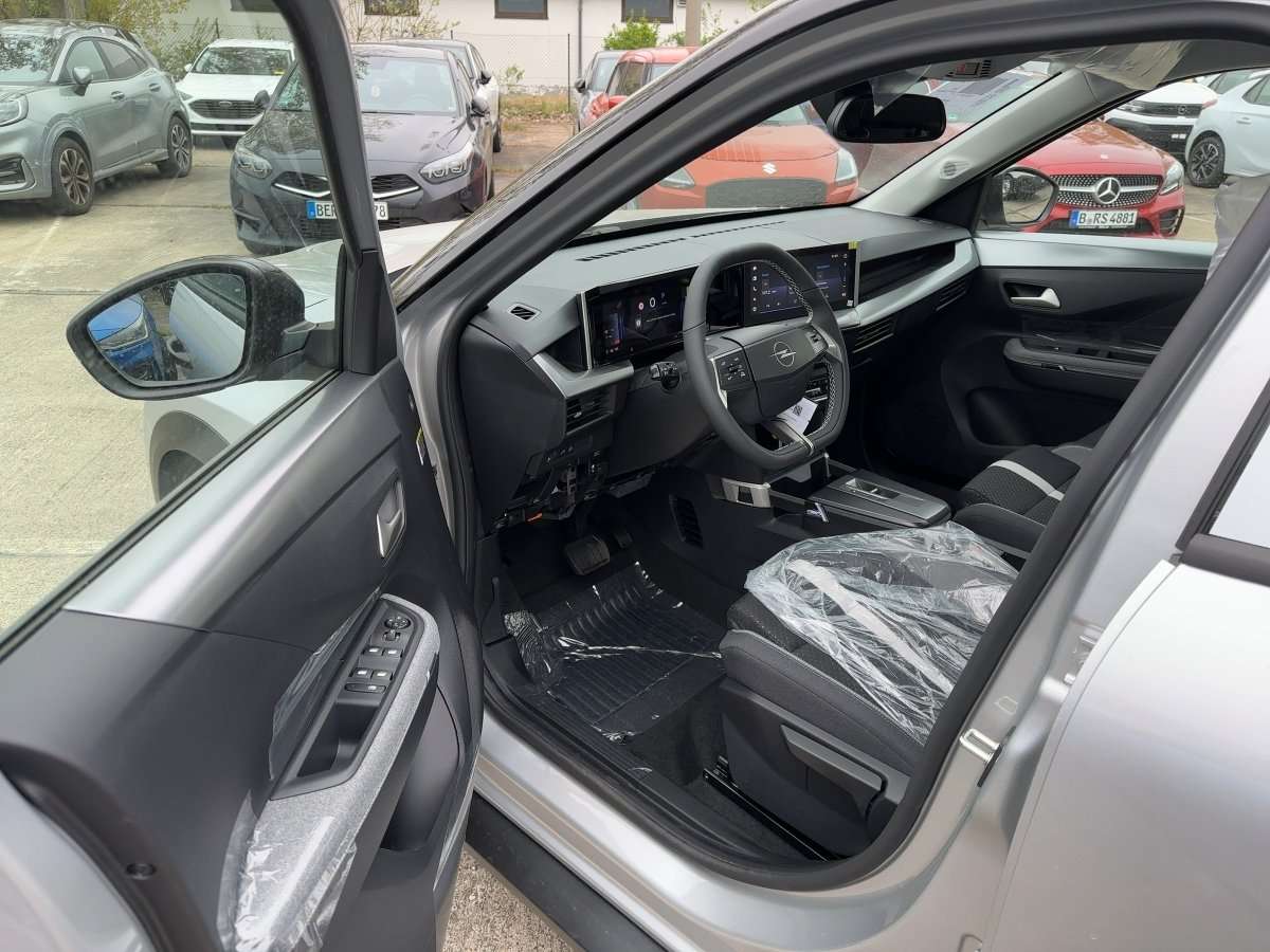 Fahrzeugbild eines Opel Frontera