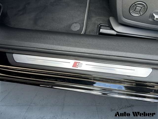 Fahrzeugbild eines Audi S6