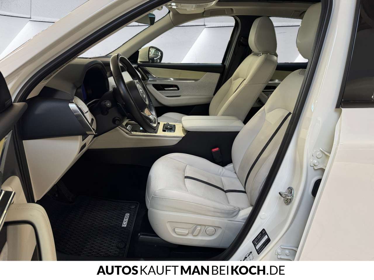 Fahrzeugbild eines Mazda CX-60