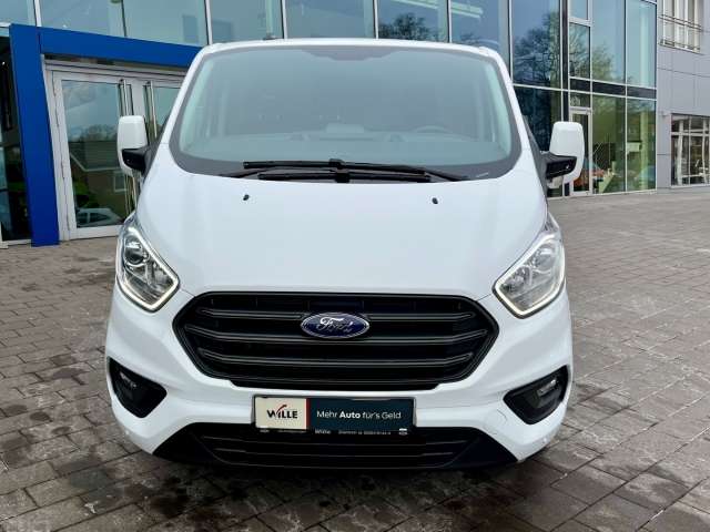 Fahrzeugbild eines Ford Transit Custom