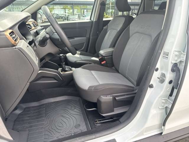 Fahrzeugbild eines Dacia Duster