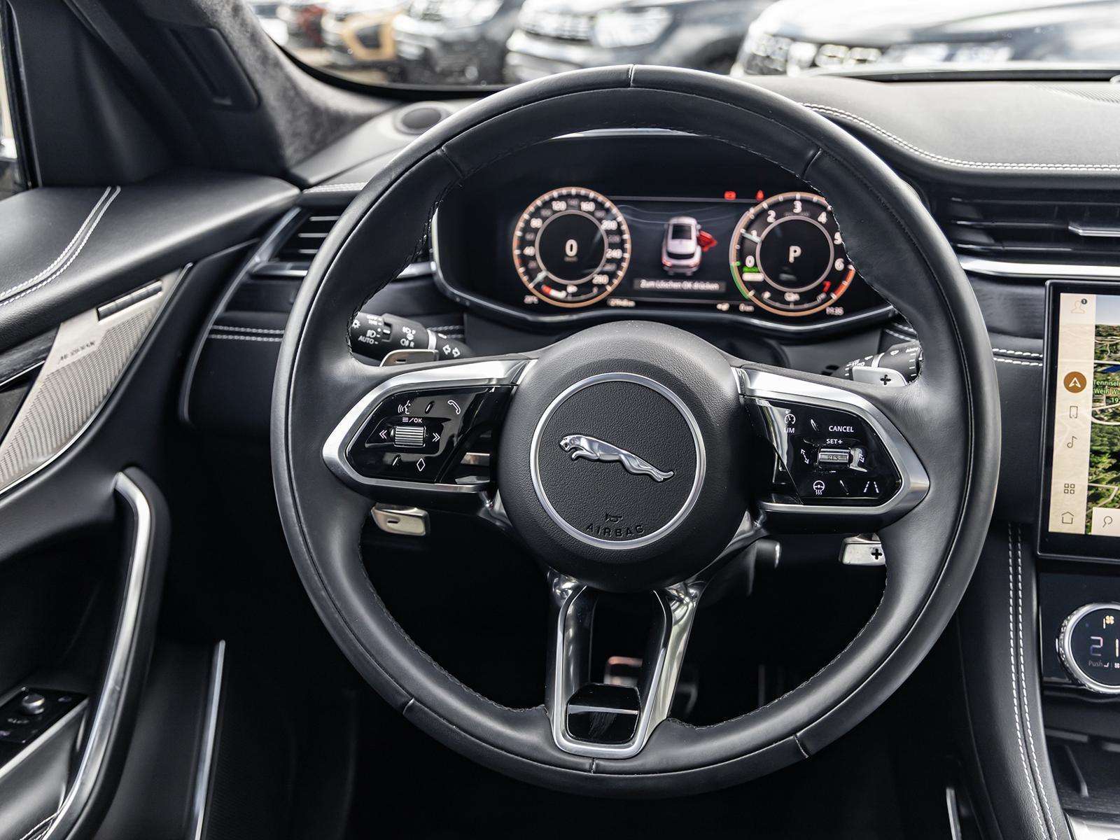 Fahrzeugbild eines Jaguar F-PACE