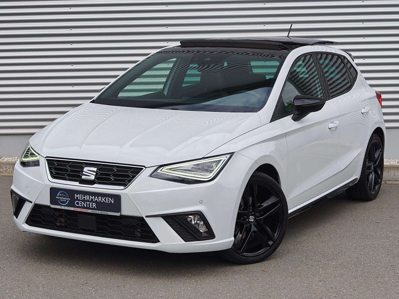 Fahrzeugbild eines SEAT Ibiza