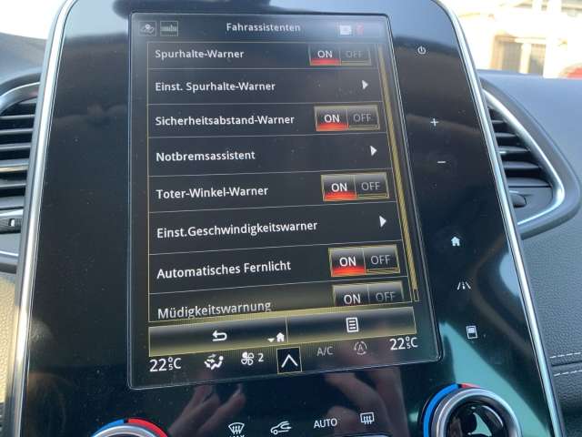 Fahrzeugbild eines Renault Scénic