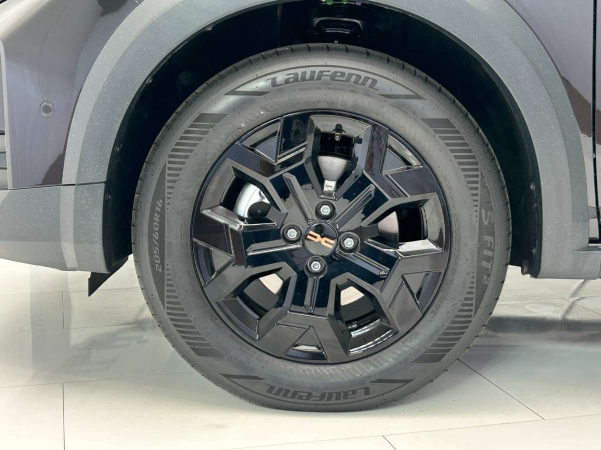 Fahrzeugbild eines Dacia Sandero