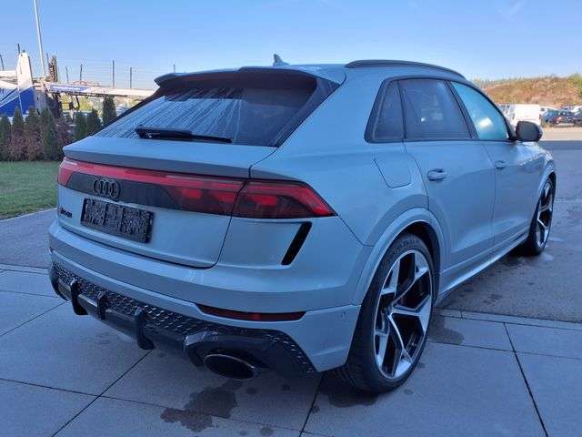 Fahrzeugbild eines Audi RS Q8