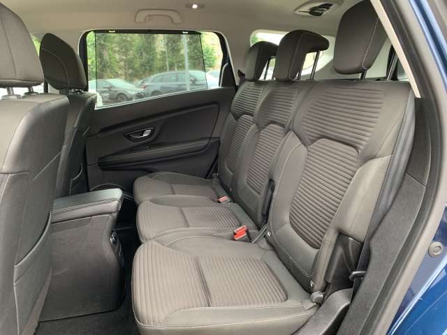 Fahrzeugbild eines Renault Grand Scénic