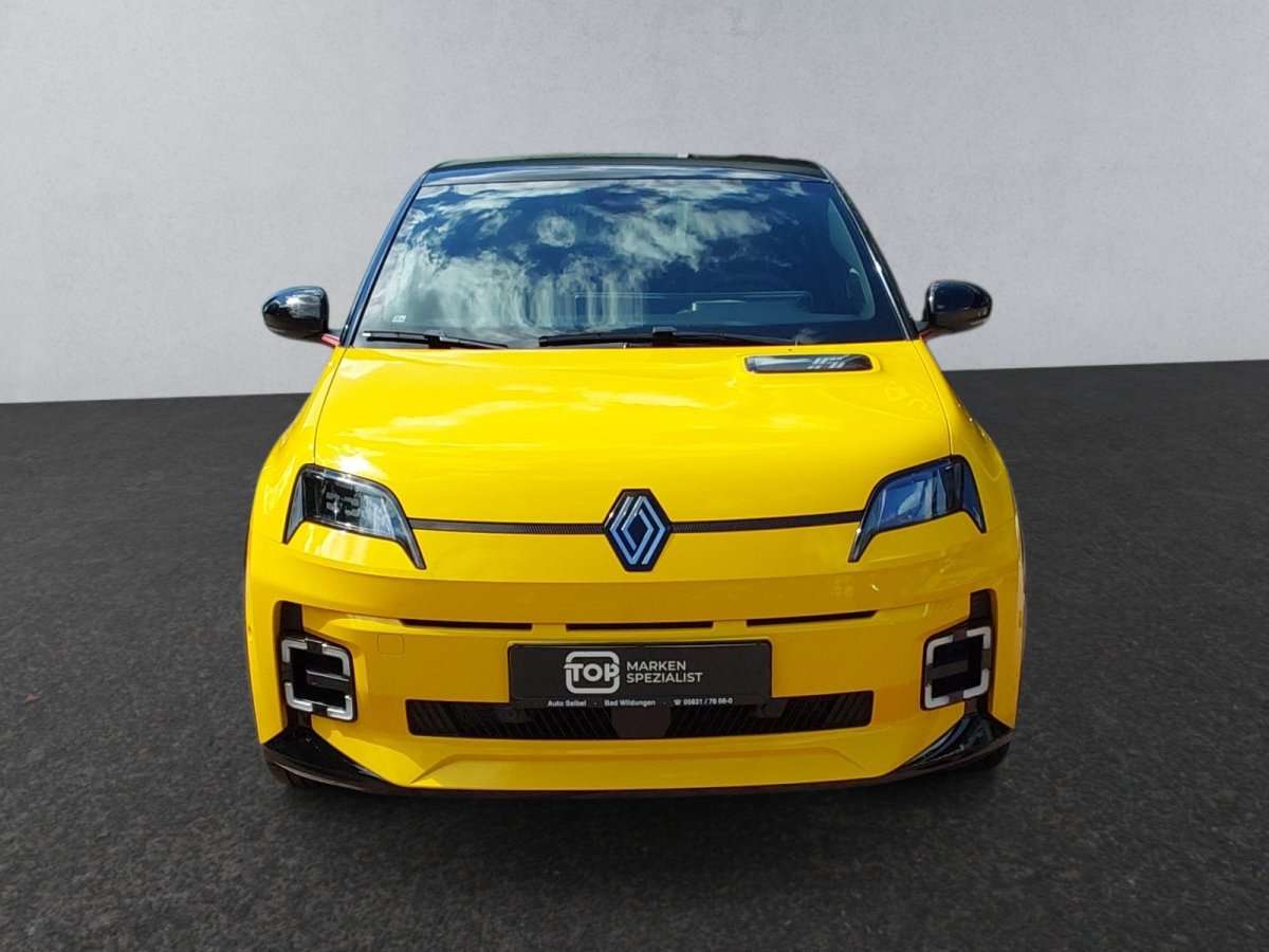 Fahrzeugbild eines Renault 5 E-TECH