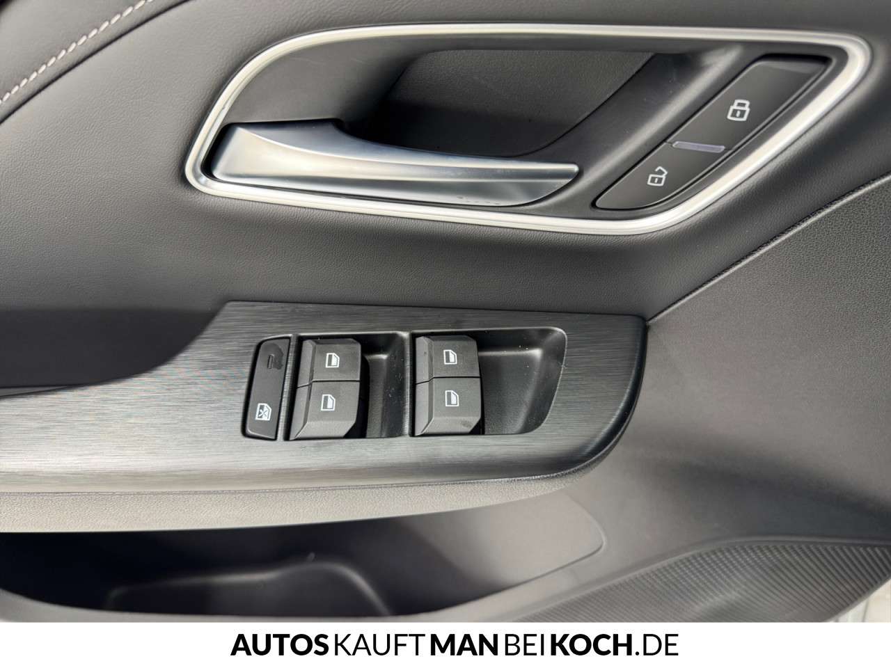 Fahrzeugbild eines MG ZS