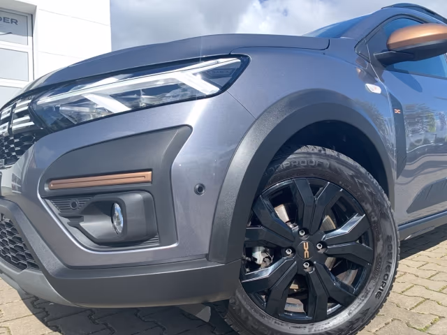 Fahrzeugbild eines Dacia Jogger