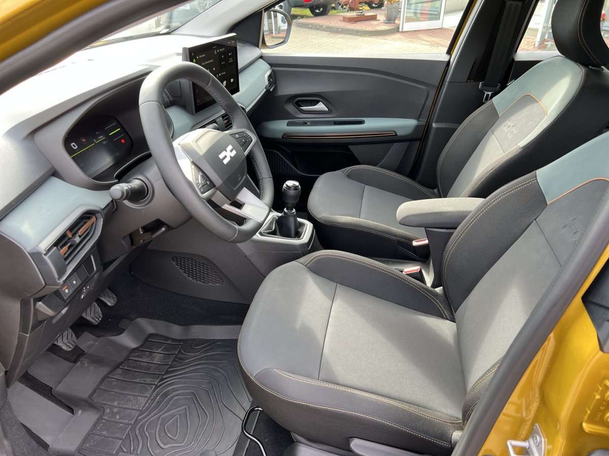 Fahrzeugbild eines Dacia Sandero
