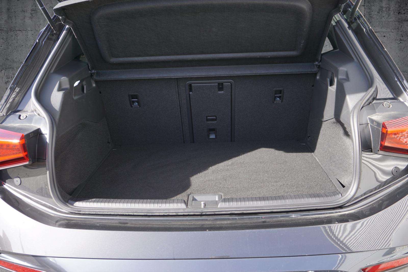 Fahrzeugbild eines CUPRA Born