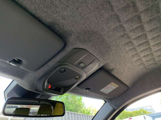 Fahrzeugbild eines Renault 5 E-TECH