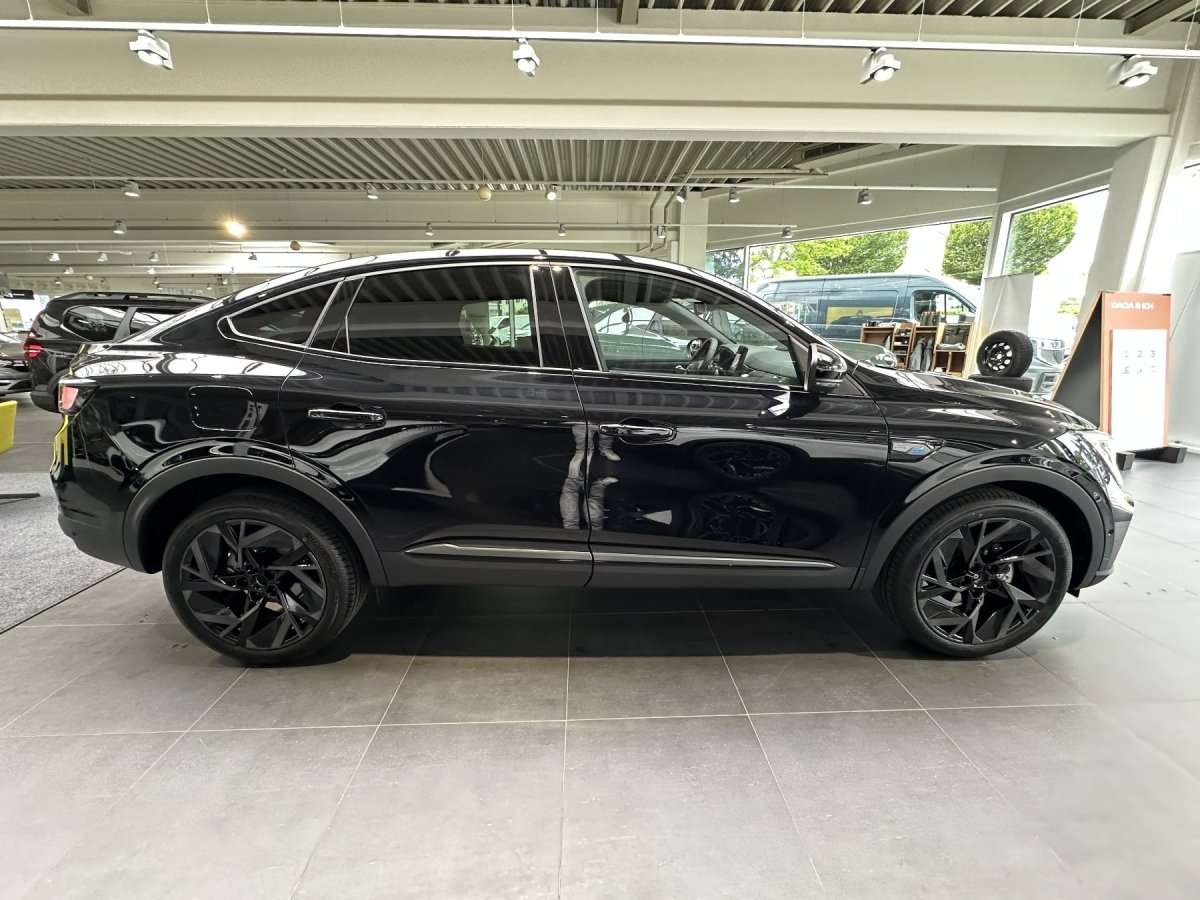 Fahrzeugbild eines Renault Arkana