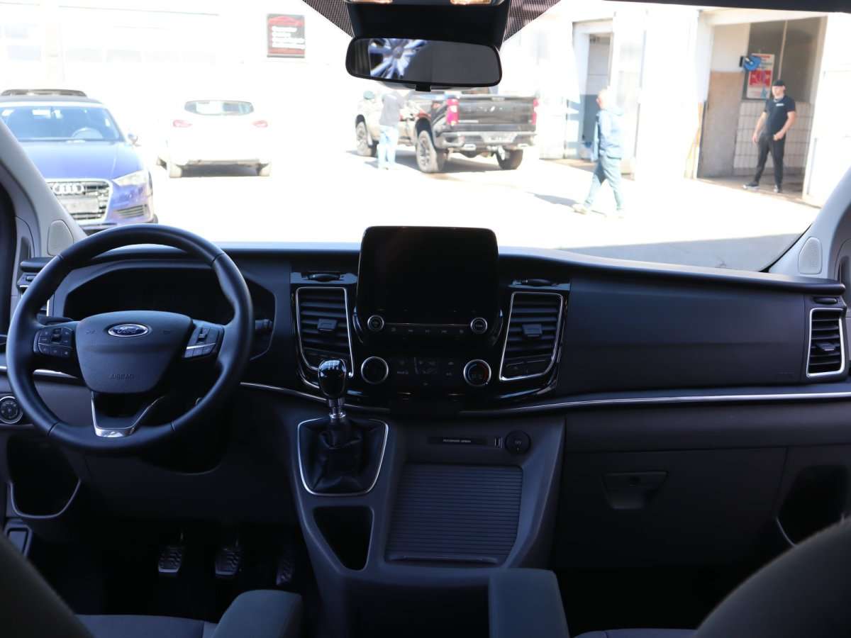Fahrzeugbild eines Ford Tourneo Custom