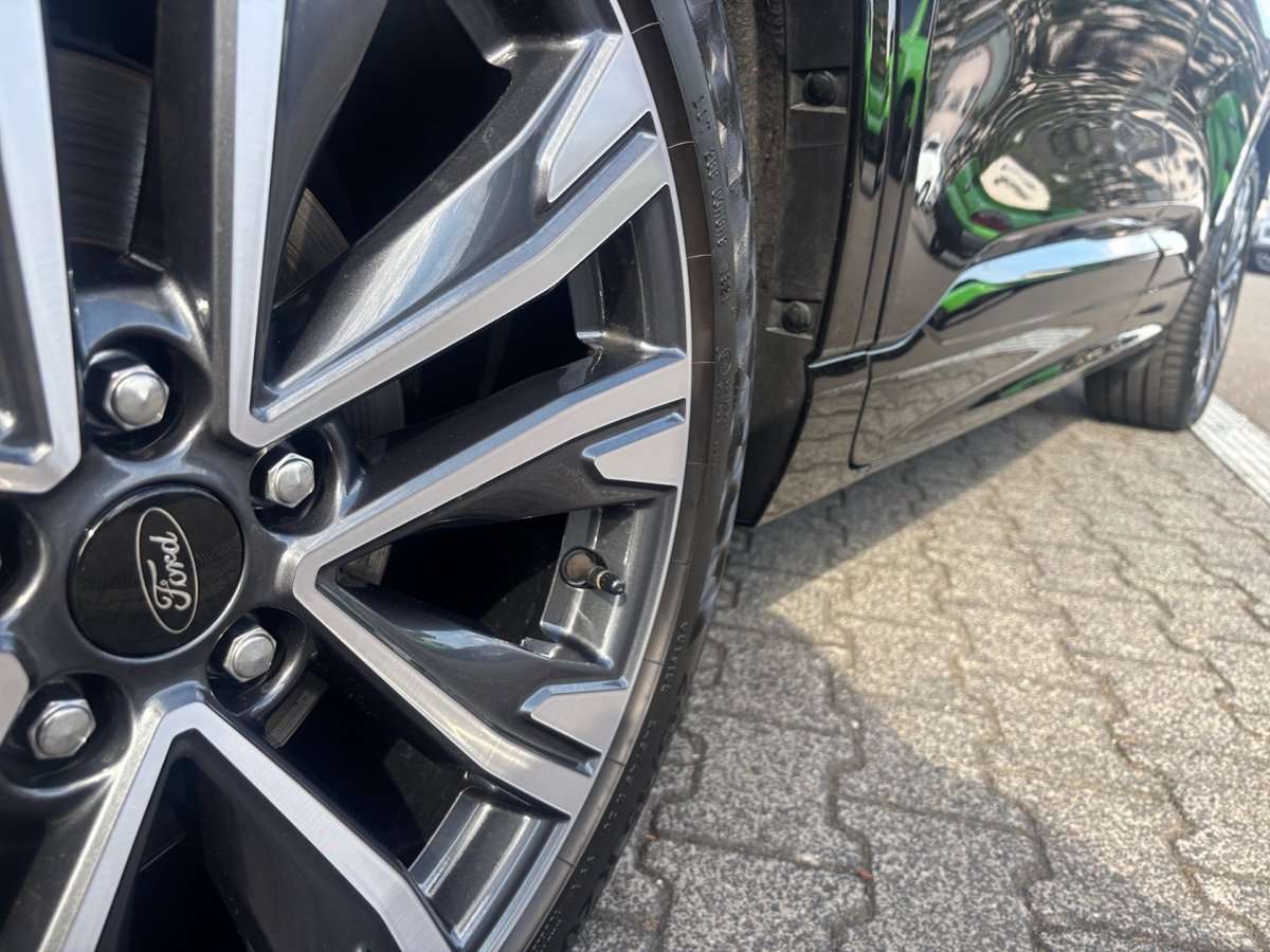 Fahrzeugbild eines Ford Kuga