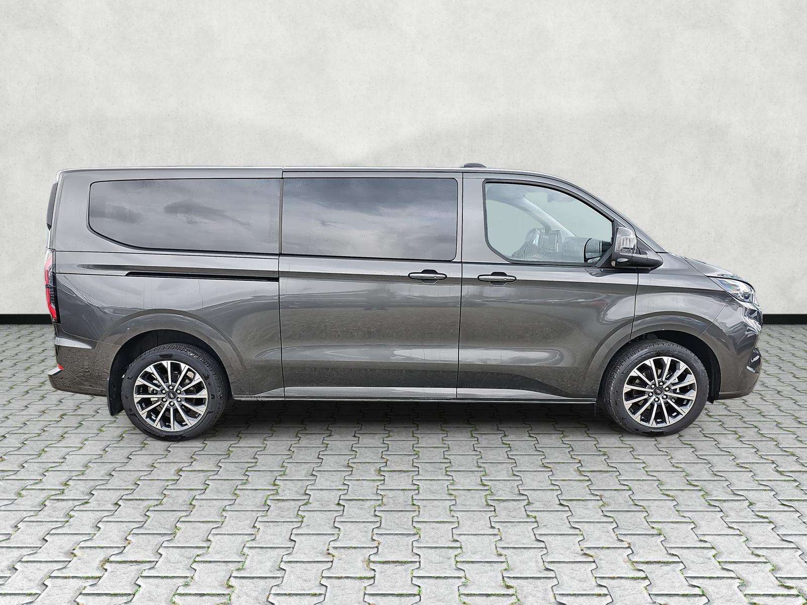 Fahrzeugbild eines Ford Tourneo Custom