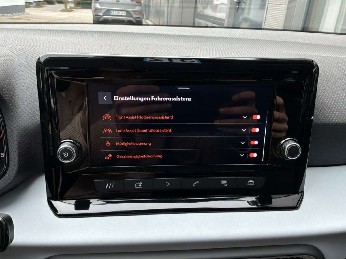 Fahrzeugbild eines SEAT Ibiza