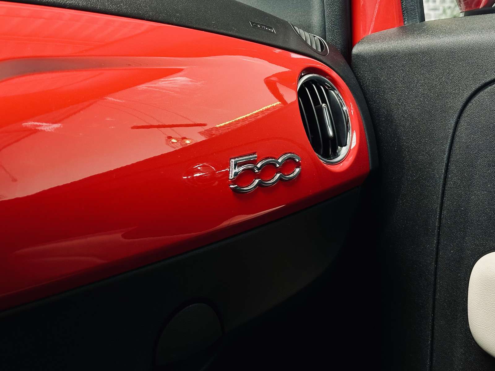 Fahrzeugbild eines Fiat 500
