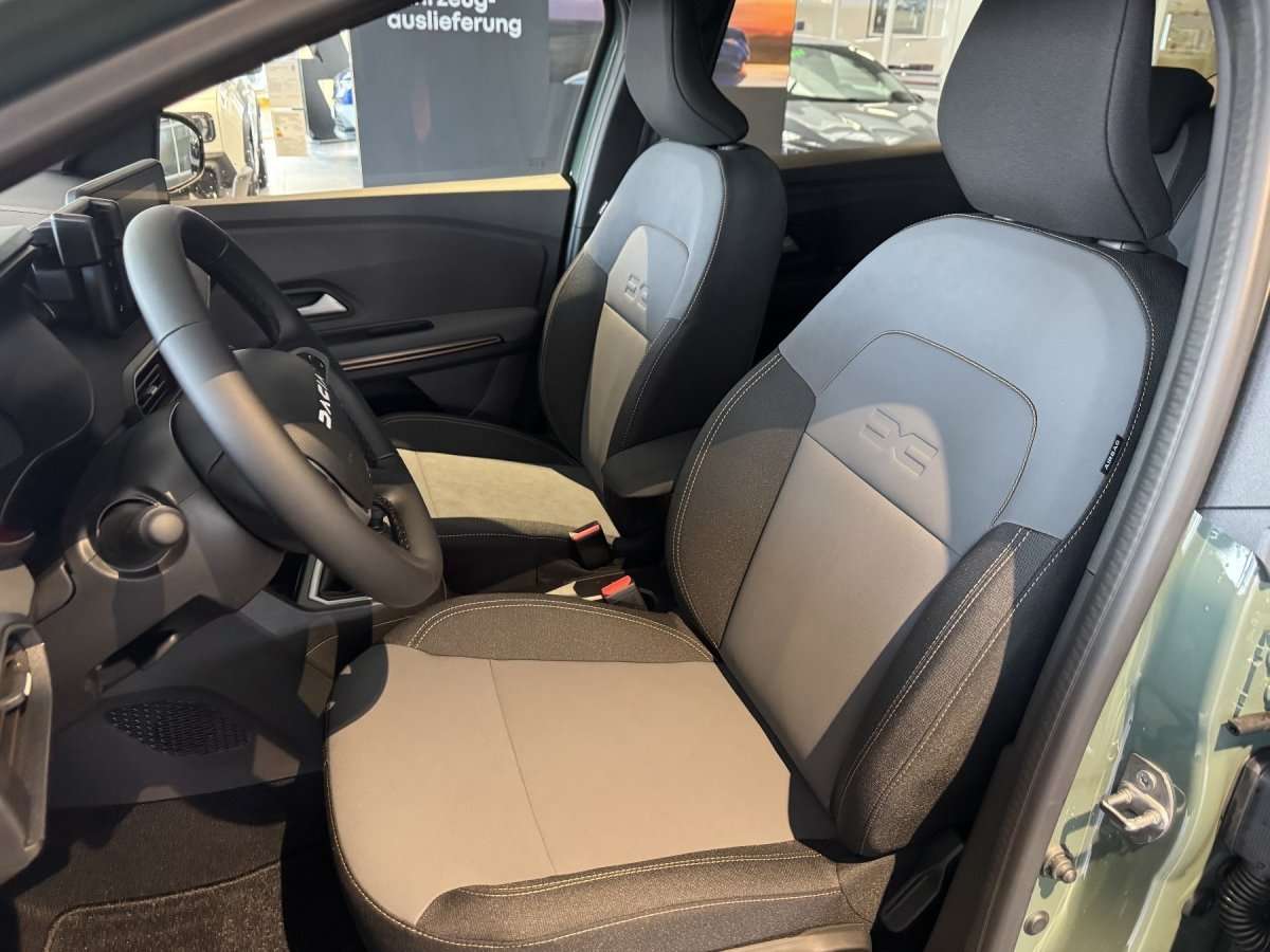 Fahrzeugbild eines Dacia Jogger