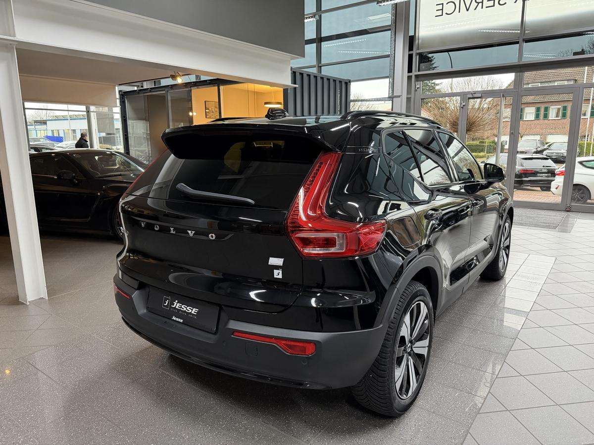 Fahrzeugbild eines Volvo XC40