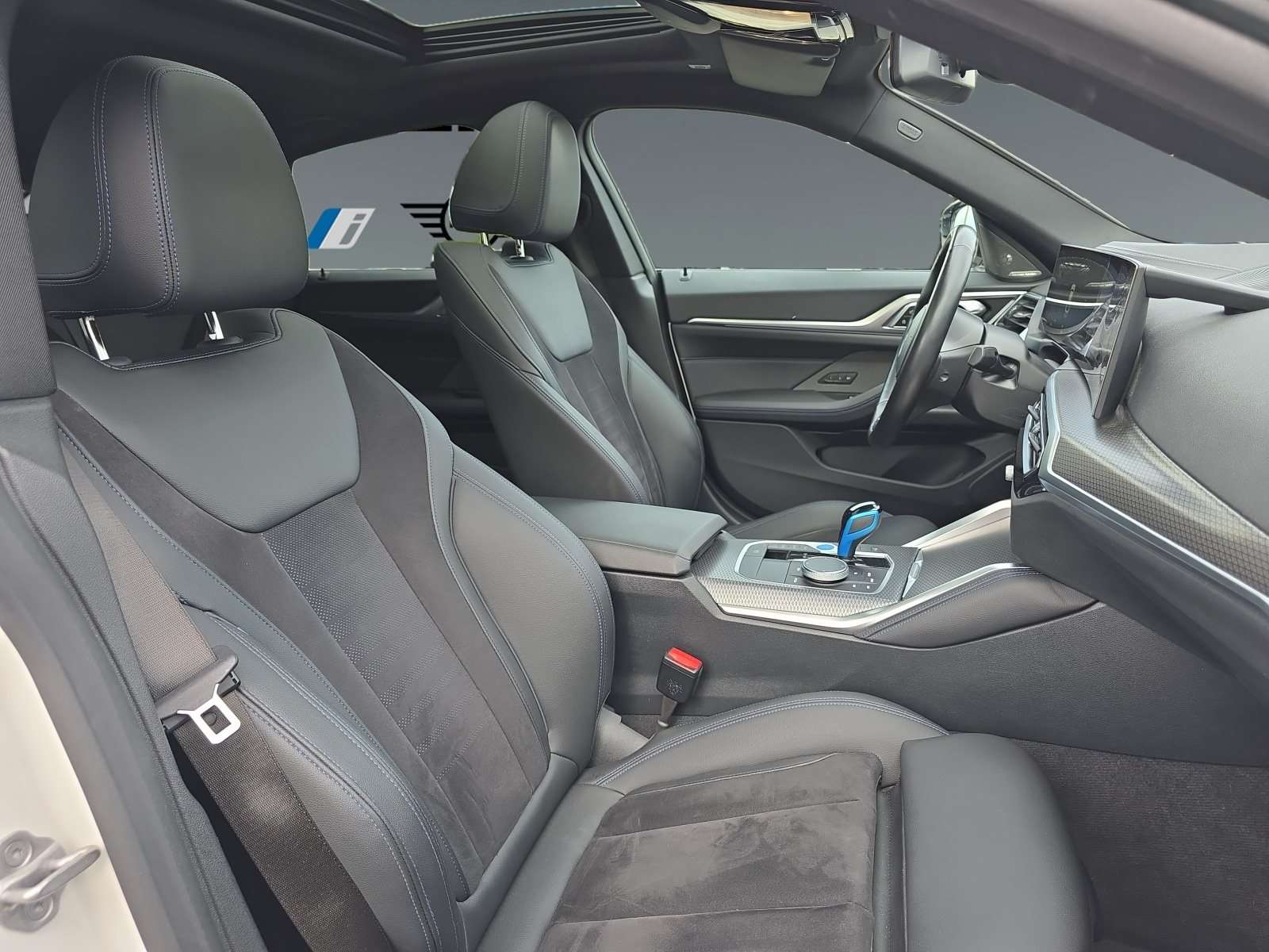 Fahrzeugbild eines BMW i4