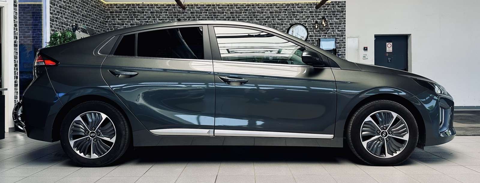 Fahrzeugbild eines Hyundai IONIQ