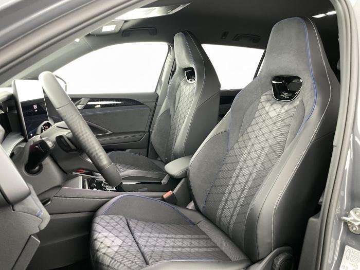 Fahrzeugbild eines Volkswagen Tayron