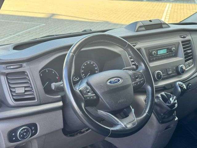 Fahrzeugbild eines Ford Transit Custom