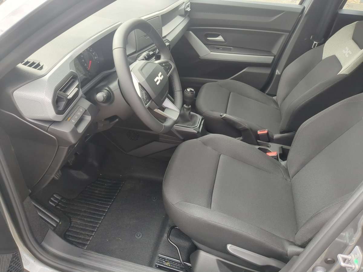 Fahrzeugbild eines Dacia Duster