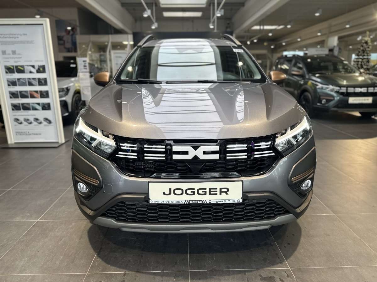 Fahrzeugbild eines Dacia Jogger