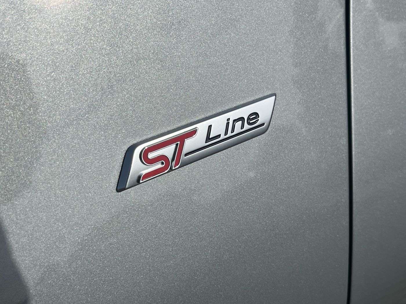 Fahrzeugbild eines Ford Puma