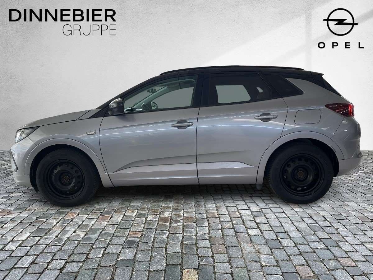 Fahrzeugbild eines Opel Grandland X