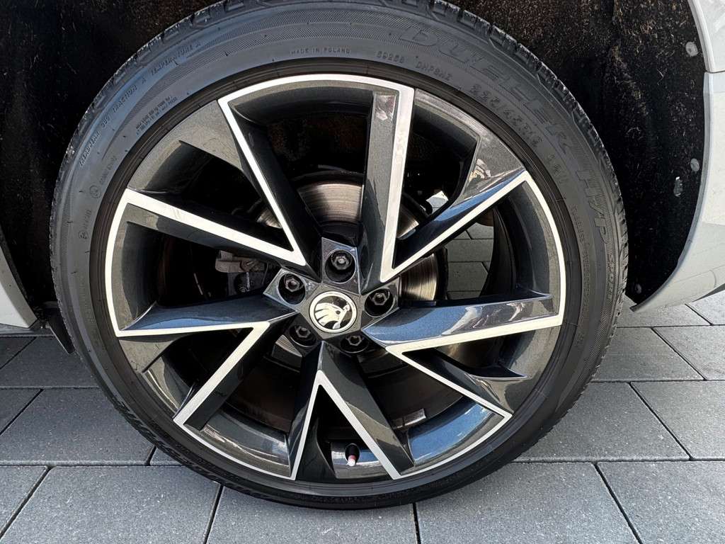 Fahrzeugbild eines Skoda Karoq