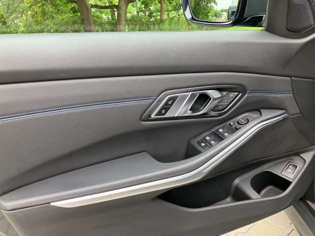 Fahrzeugbild eines BMW 3er-Reihe