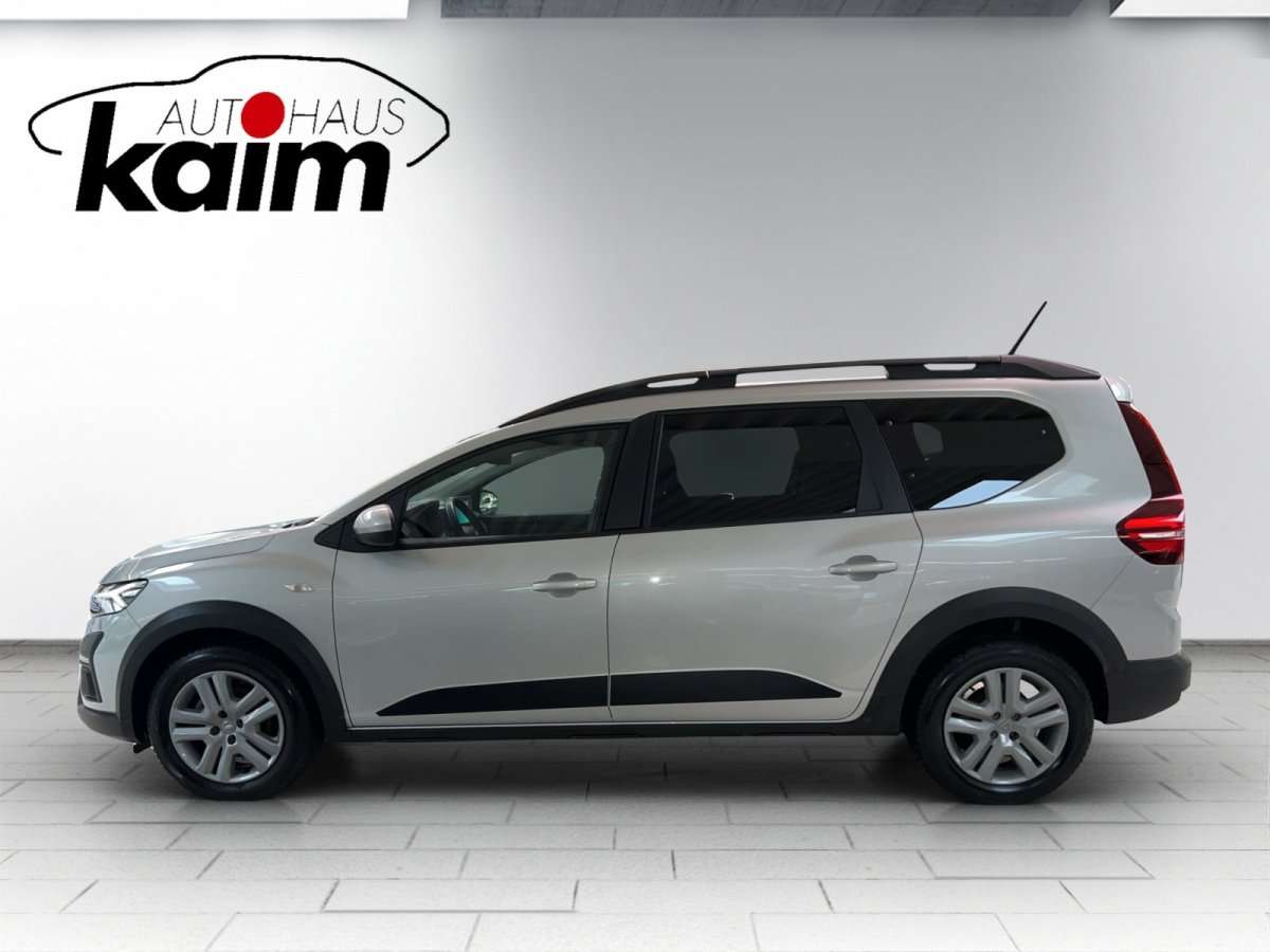 Fahrzeugbild eines Dacia Jogger