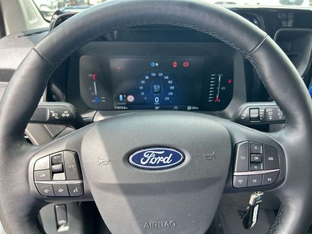 Fahrzeugbild eines Ford Transit Courier