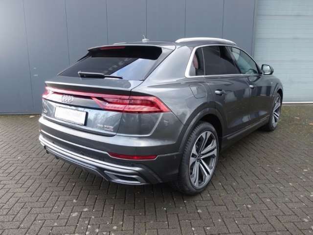 Fahrzeugbild eines Audi Q8